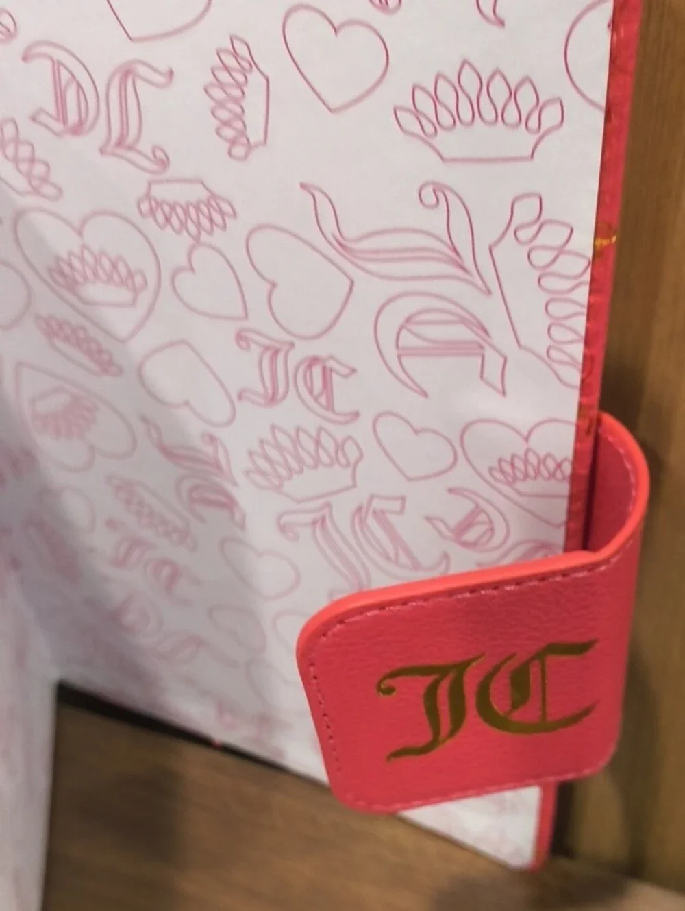NWT Juicy Couture Hot Pink Royal Queen Journal with Gold Crown Pen